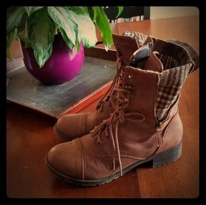 Lace up combat boots